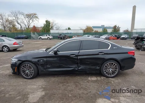 2018 BMW 530E xDrive Iperformance z USA, uszkodzony, nr VIN WBAJB1C52JB085079